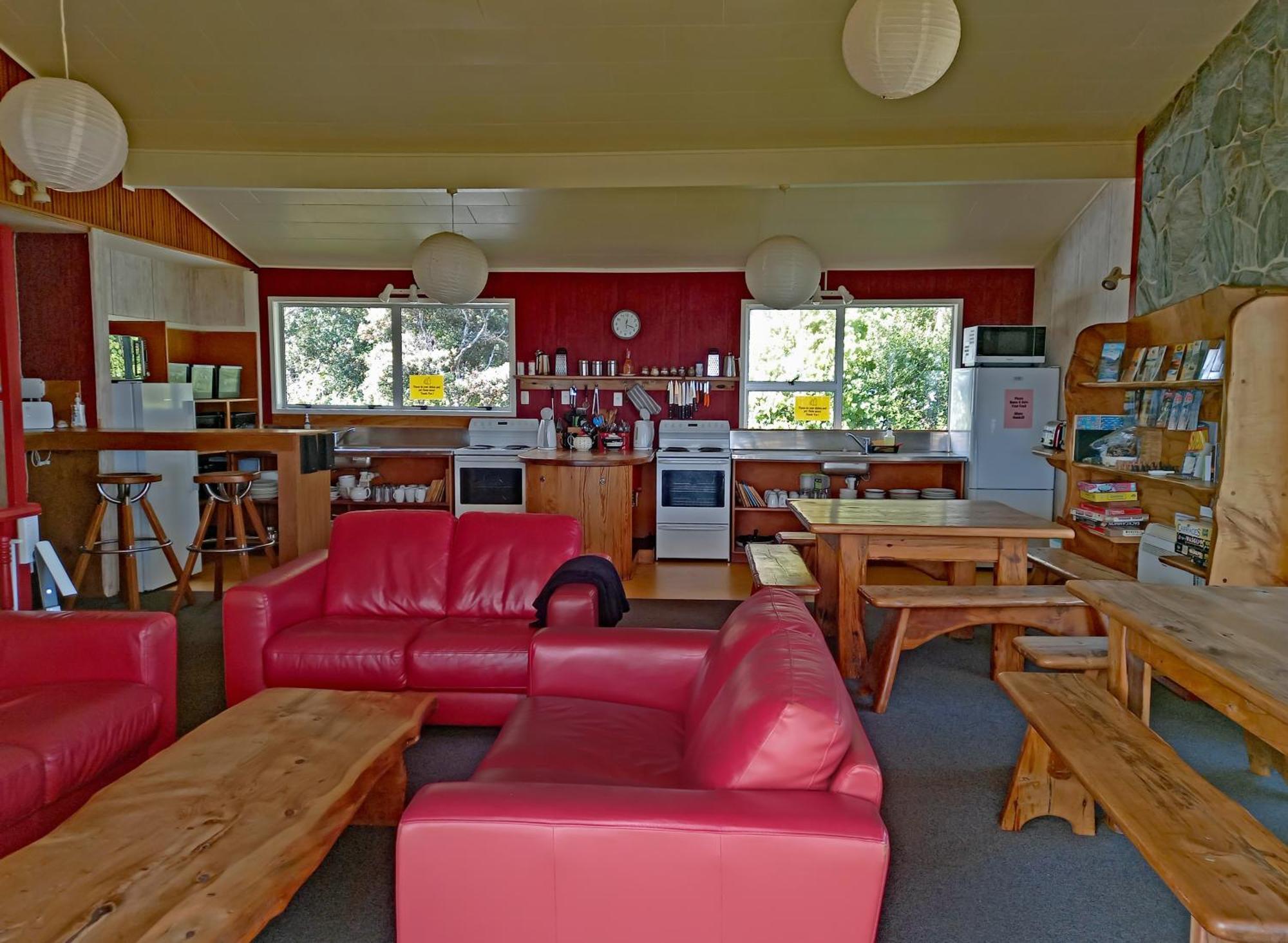 Punakaiki Beach Hostel 외부 사진