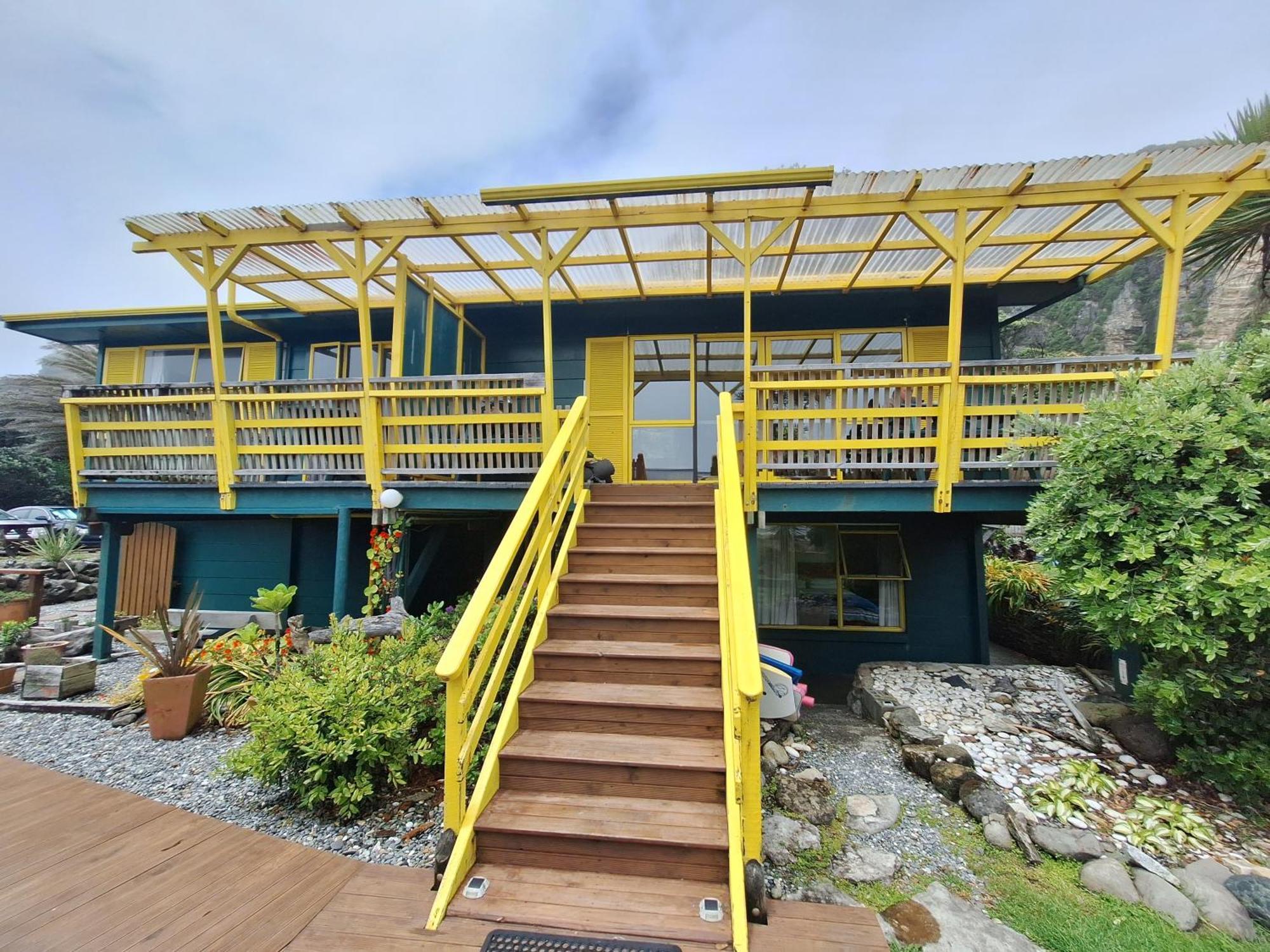 Punakaiki Beach Hostel 외부 사진