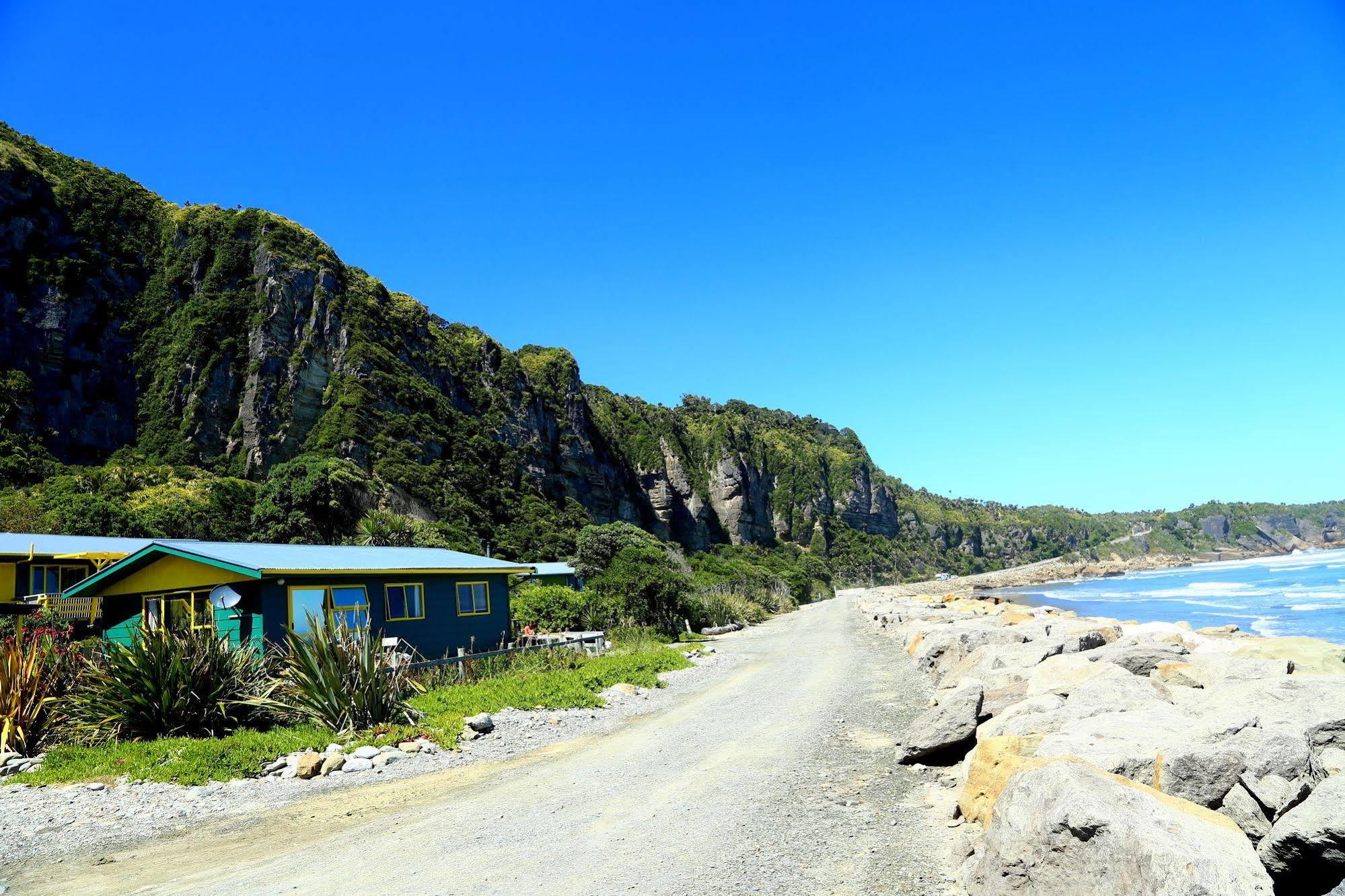 Punakaiki Beach Hostel 외부 사진